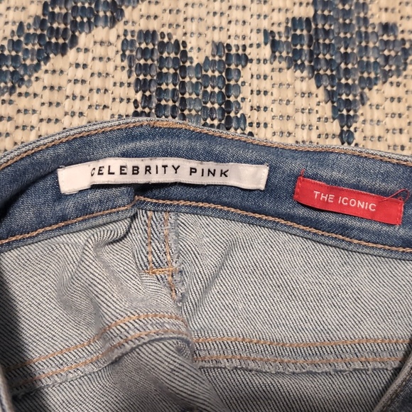 Cute little summer shorts - Picture 3 of 3